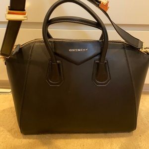 Black bag with gold zipper